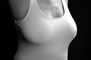 Comment maigrir des seins (poitrine) ?